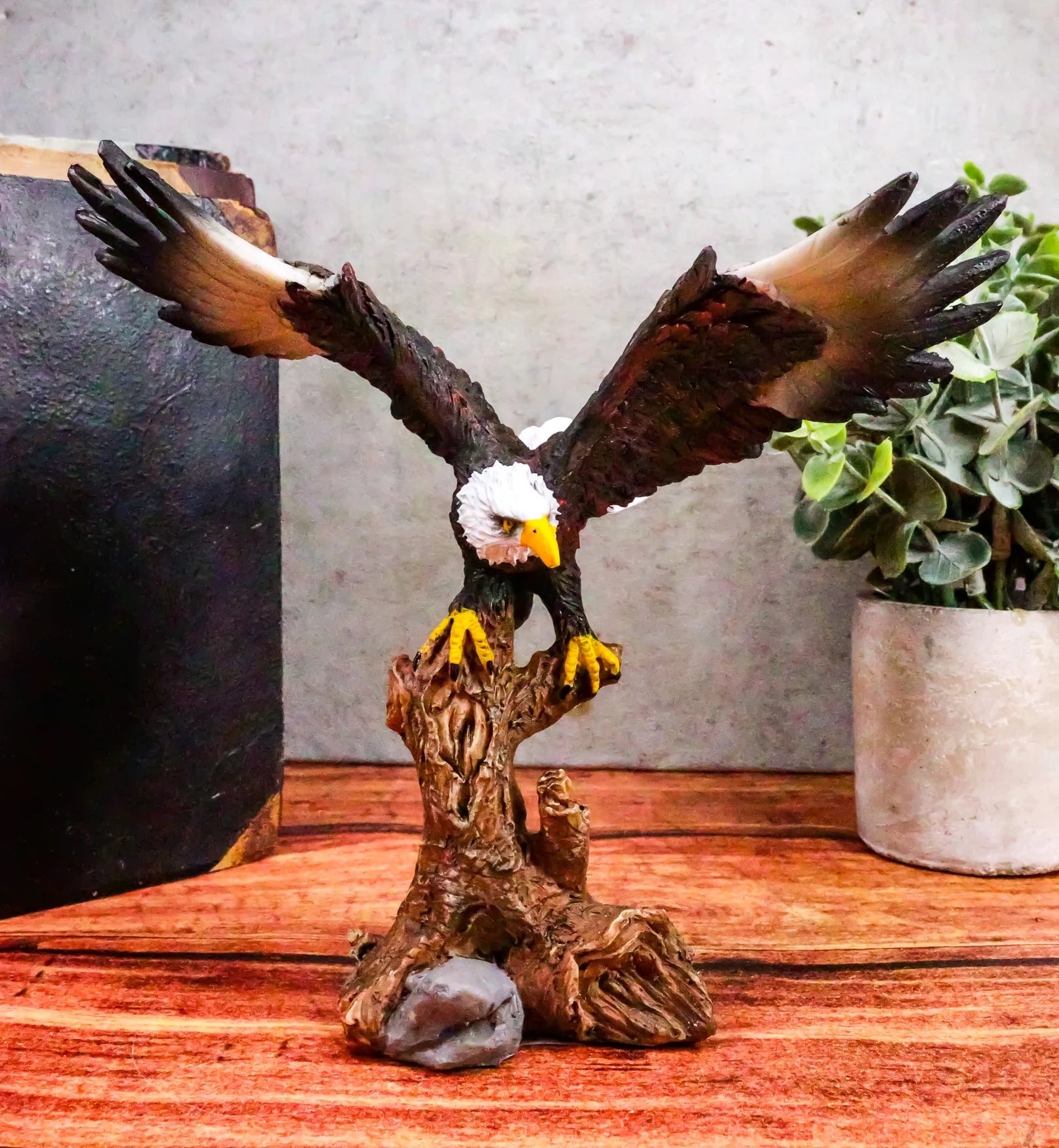 Exclusive 7” Tall American Bald Eagle Resin Decorative Figurine
